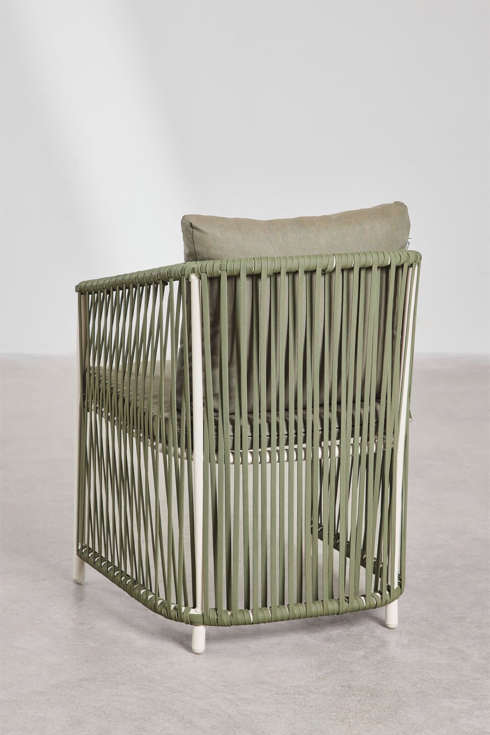 Chaise de salle à manger avec accoudoirs en aluminium et corde tressée Sophie, image de la galerie 3