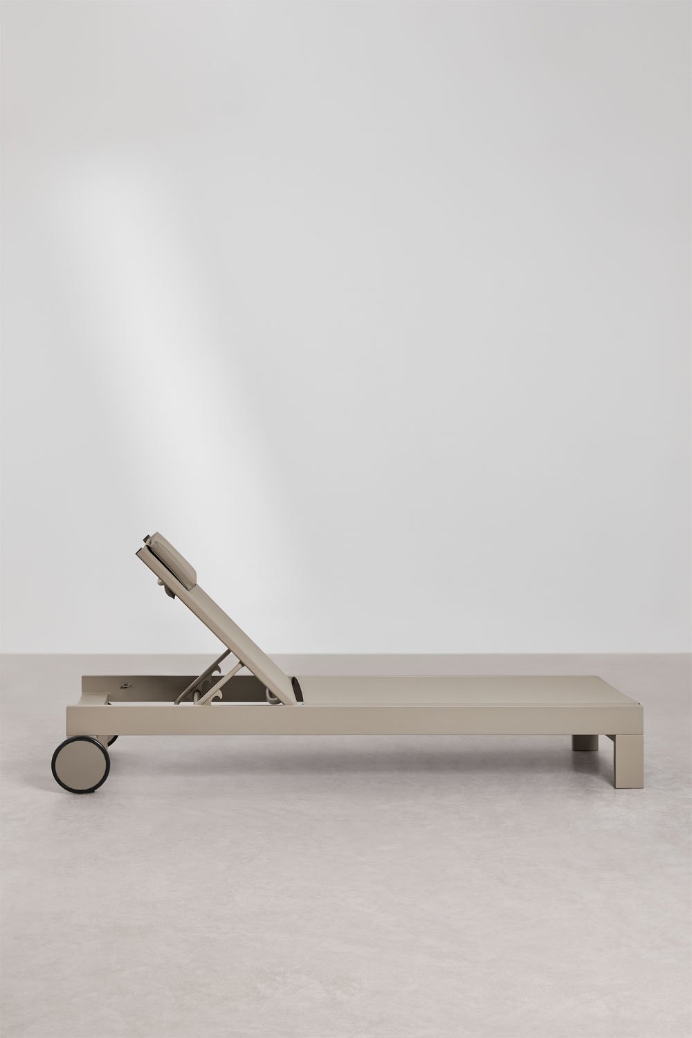 Pack de 2 chaises longues inclinables en aluminium avec coussin Akelia, image de la galerie 4