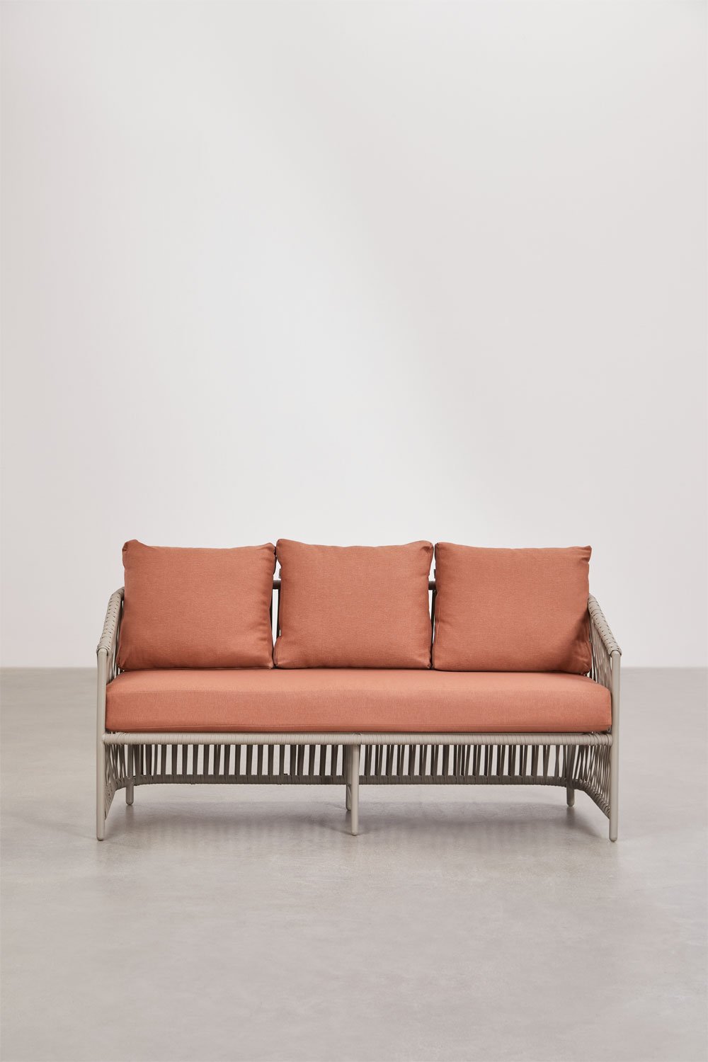 Ensemble de jardin composé d'un canapé 2 places, de 2 fauteuils et de tables basses en aluminium et corde tressée Sophie., image de la galerie 6