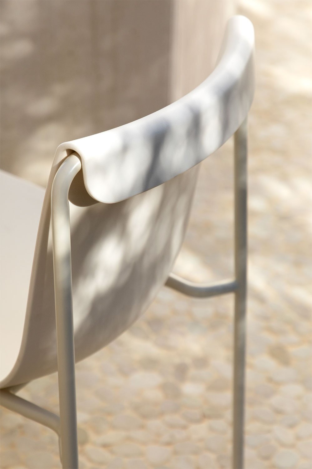 Pack de 2 chaises de jardin en polypropylène Ismène, image de la galerie 2