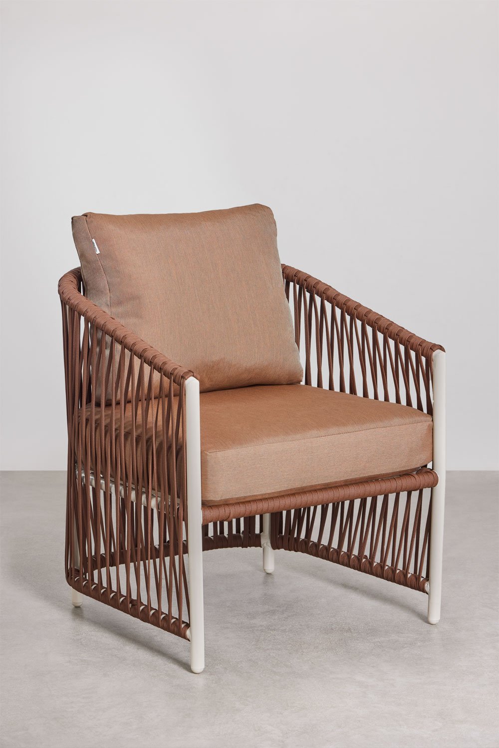 Ensemble de jardin composé d'un canapé 2 places, de 2 fauteuils et de tables basses en aluminium et corde tressée Sophie., image de la galerie 8