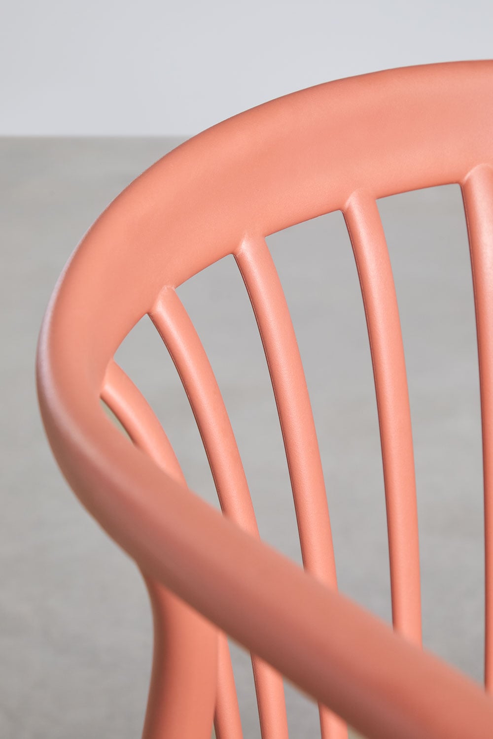 Pack de 4 chaises de salle à manger empilables avec accoudoirs en polypropylène Ivor, image de la galerie 4