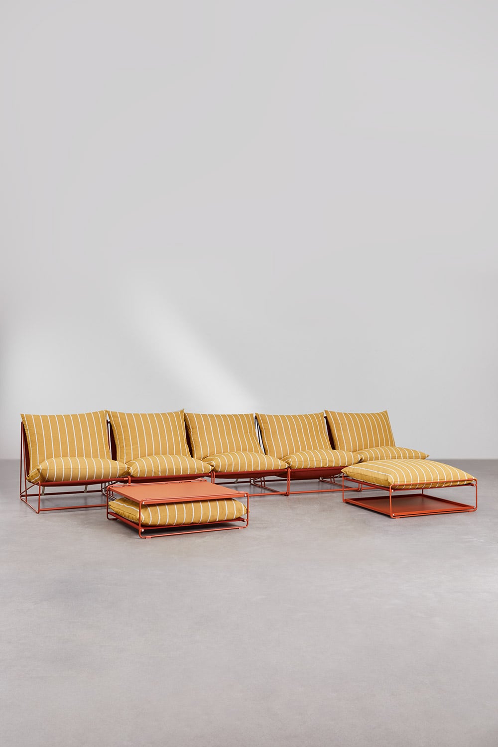 Ensemble de jardin avec canapé modulaire 5 pièces, table d'appoint et pouf convertibles Amaro, image de la galerie 3