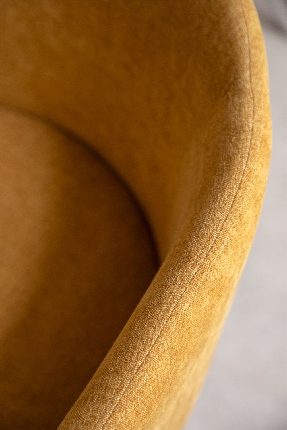 Chaise de salle à manger rembourrée Bunia avec accoudoirs, image de la galerie 2