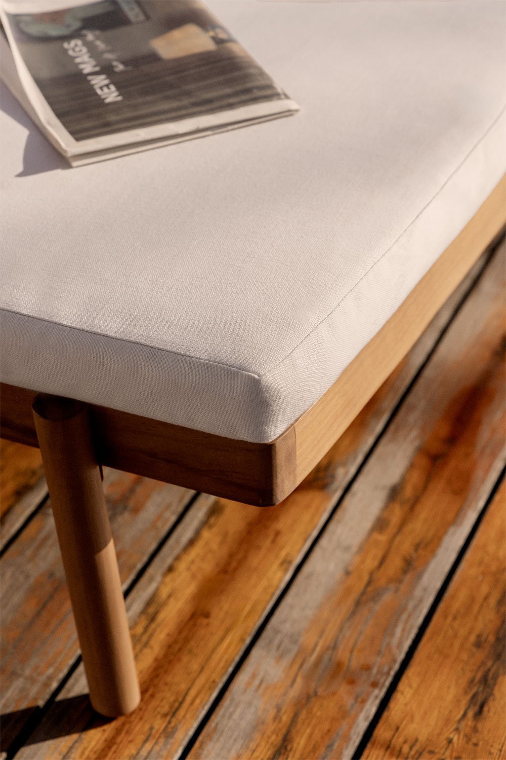 Chaise longue double inclinable en bois d'acacia avec coussin Aderyn, image de la galerie 3