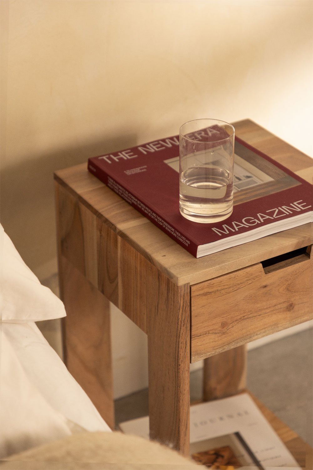 Table de chevet carrée 35x35 cm en bois Leduc , image de la galerie 2