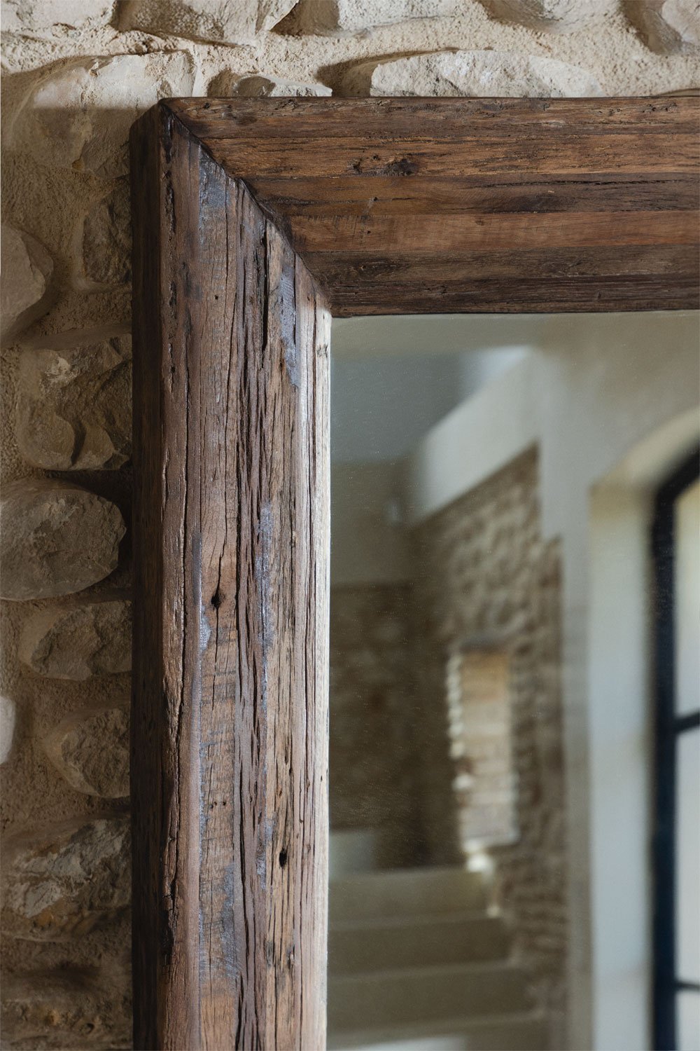 Miroir mural rectangulaire en bois recyclé Juvira, image de la galerie 2