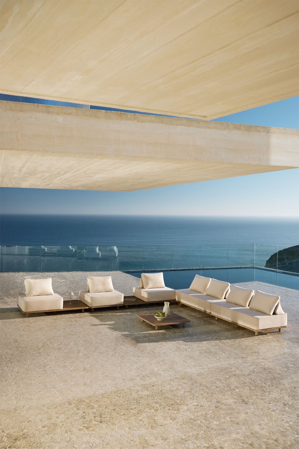 Ensemble de canapé d'angle modulaire Portet 5 pièces avec table d'appoint en acacia, image de la galerie 1