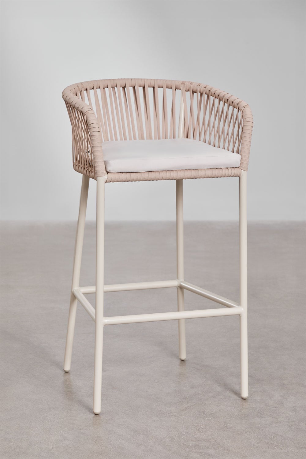 Pack de 2 tabourets hauts avec accoudoirs en corde tressée Arhiza, image de la galerie 1
