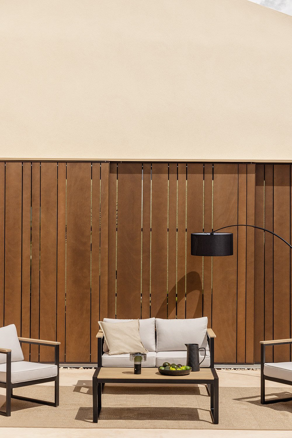 Ensemble de jardin composé d'un canapé 2 places et d'une table basse en aluminium et bois d'acacia 110x55cm Lipov, image de la galerie 1