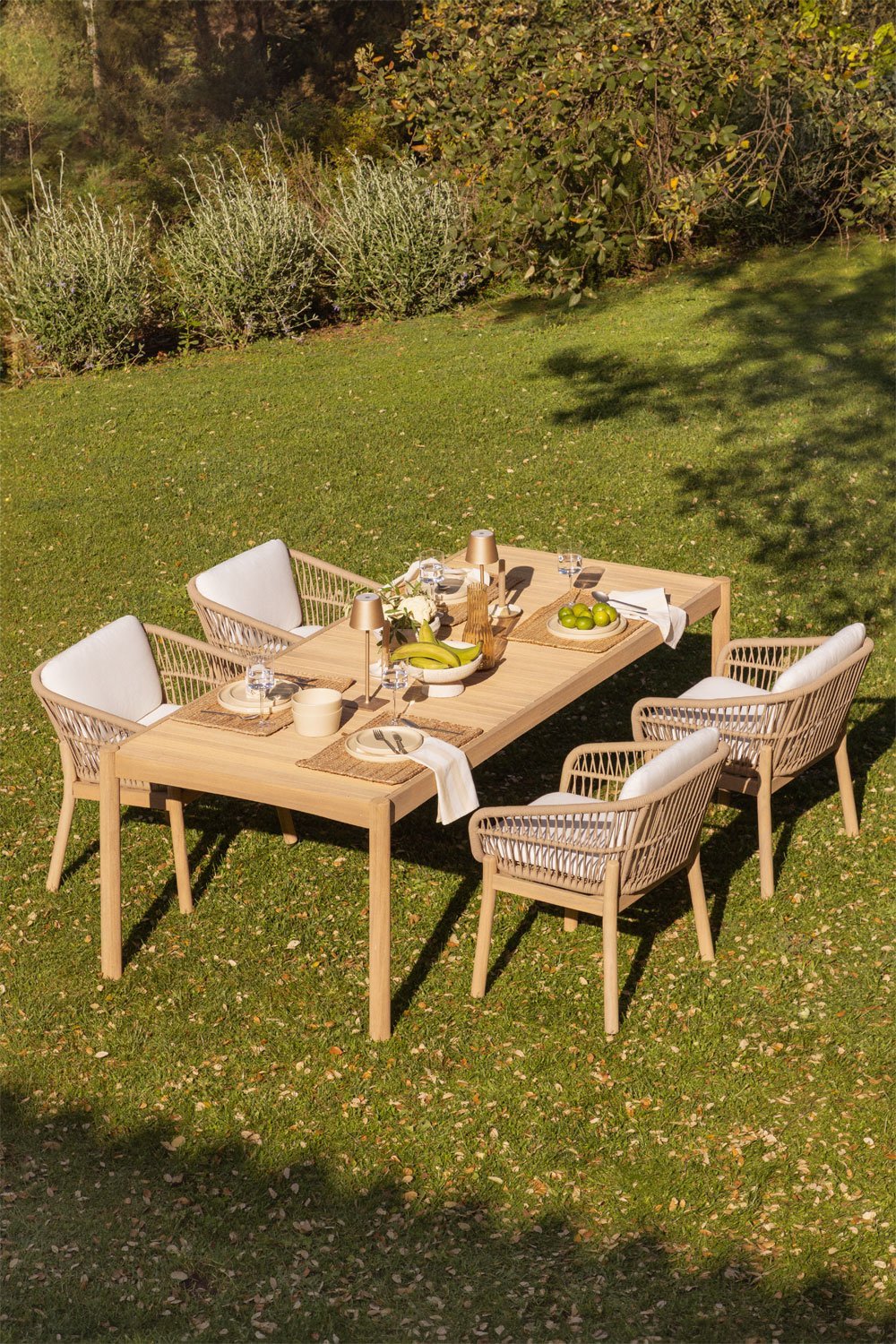 Table de jardin rectangulaire 220x100 cm en bois d'acacia Karvia, image de la galerie 1