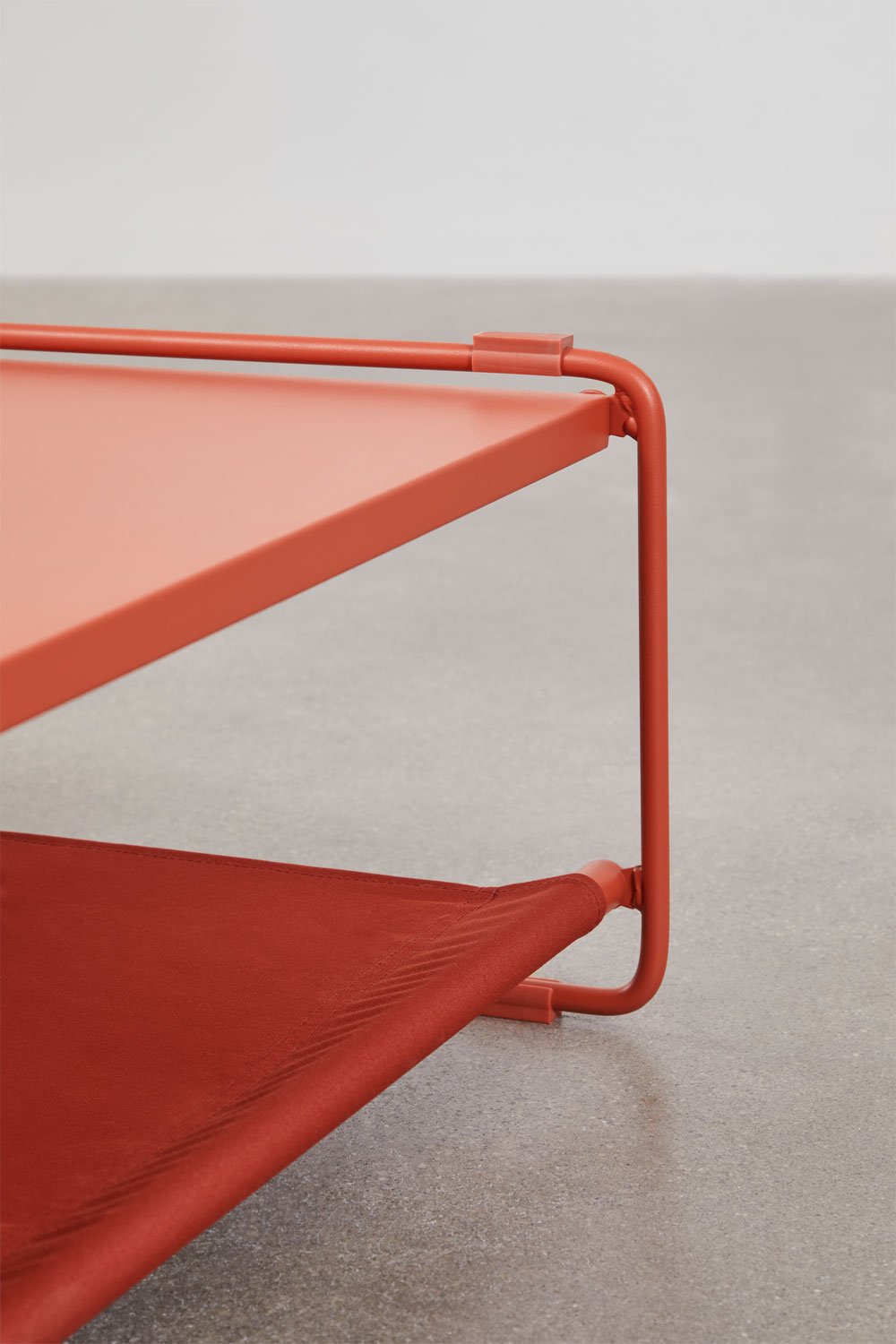 Table d'appoint de jardin convertible en pouf en acier Amaro, image de la galerie 4