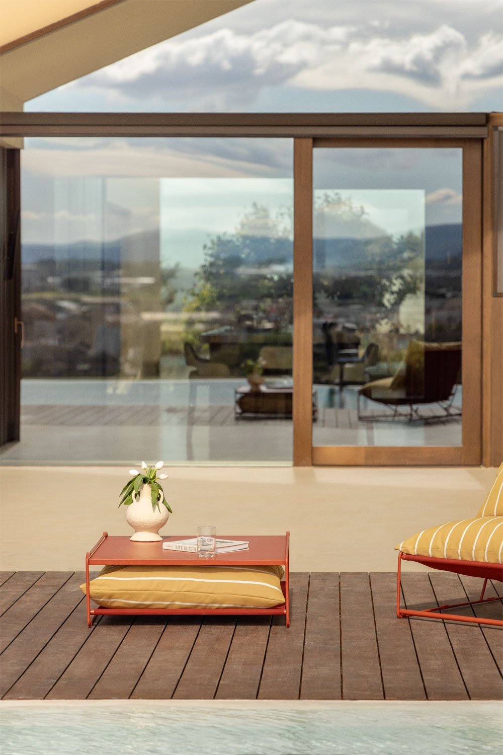 Table d'appoint de jardin convertible en pouf en acier Amaro, image de la galerie 1