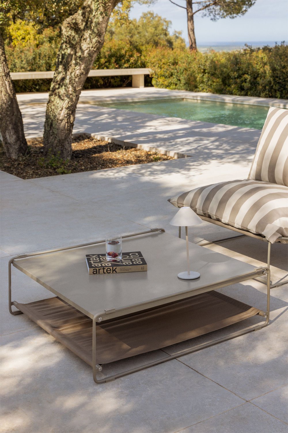 Table d'appoint de jardin convertible en pouf en acier Amaro, image de la galerie 1