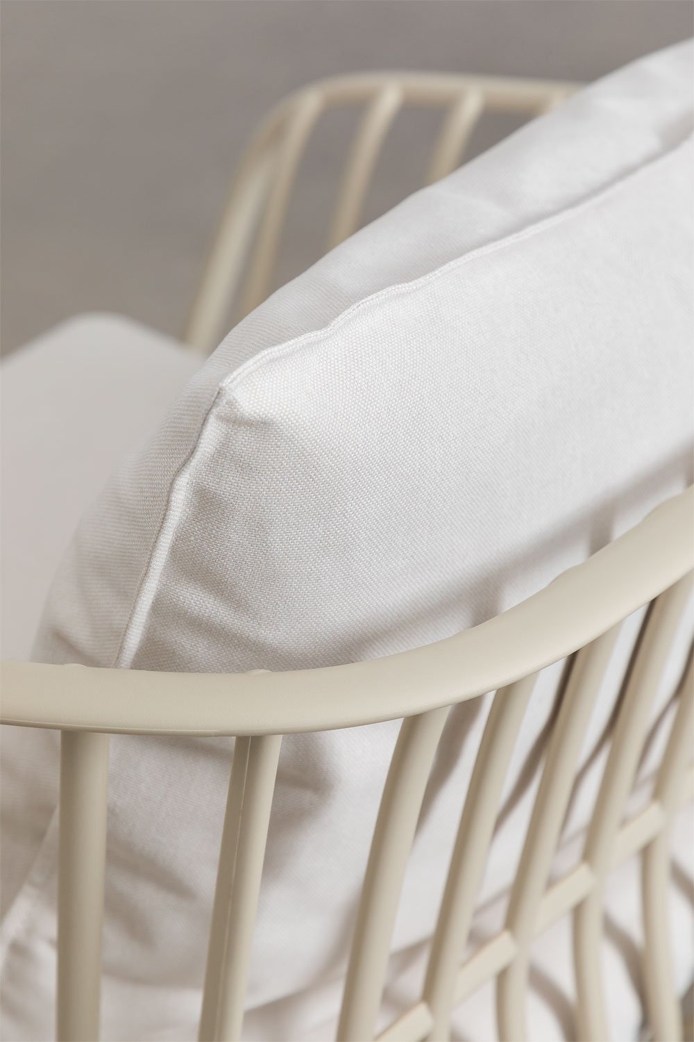 Lot de 2 chaises de jardin Aradina en fer et polypropylène, image de la galerie 2