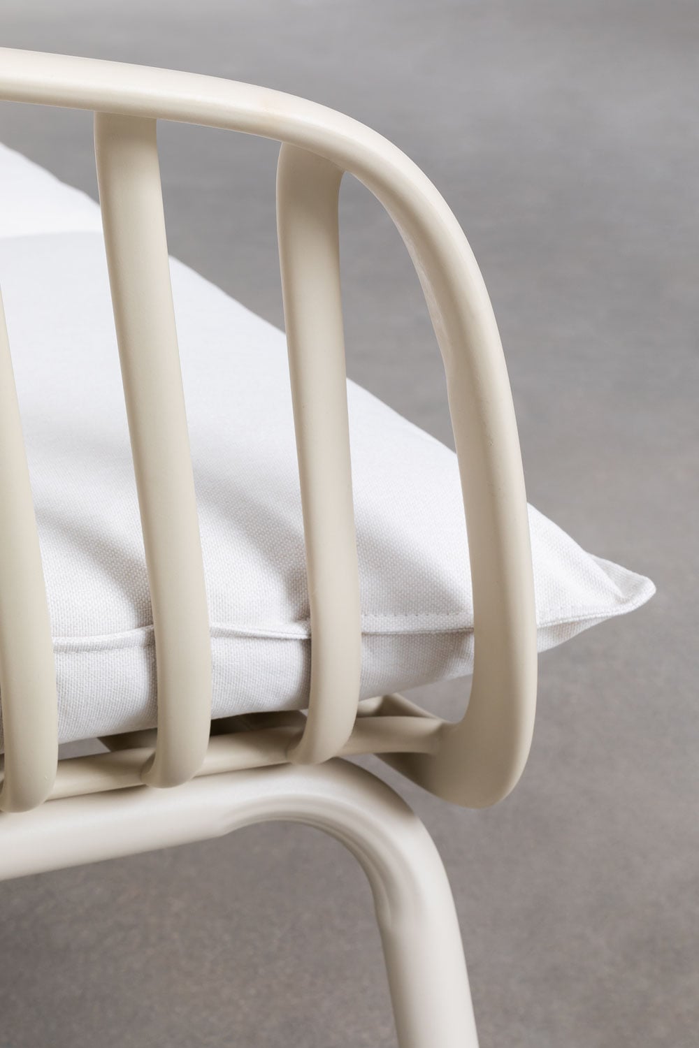 Pack de 2 fauteuils de jardin en acier et polypropylène Aradina, image de la galerie 8