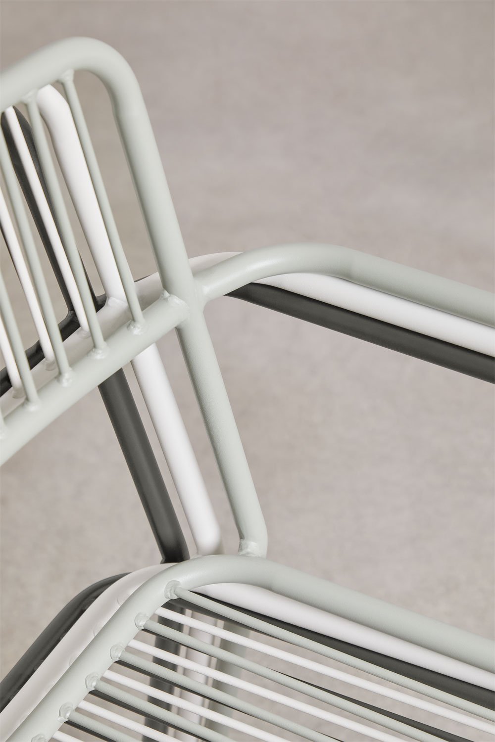 Lot de 4 chaises de salle à manger empilables Elton avec accoudoirs, image de la galerie 7