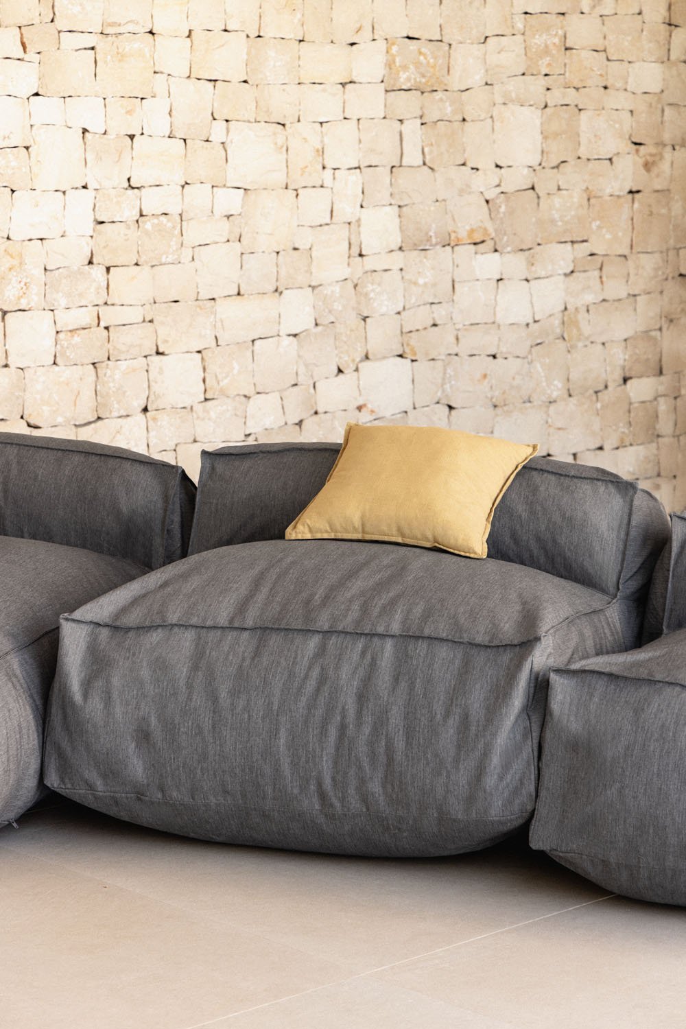 Fauteuil de jardin en tissu Dojans, image de la galerie 1