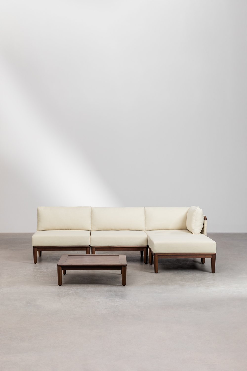 Ensemble de salon avec canapé d'angle modulable 3 pièces, table basse et pouf en bois d'acacia Giulia   , image de la galerie 2