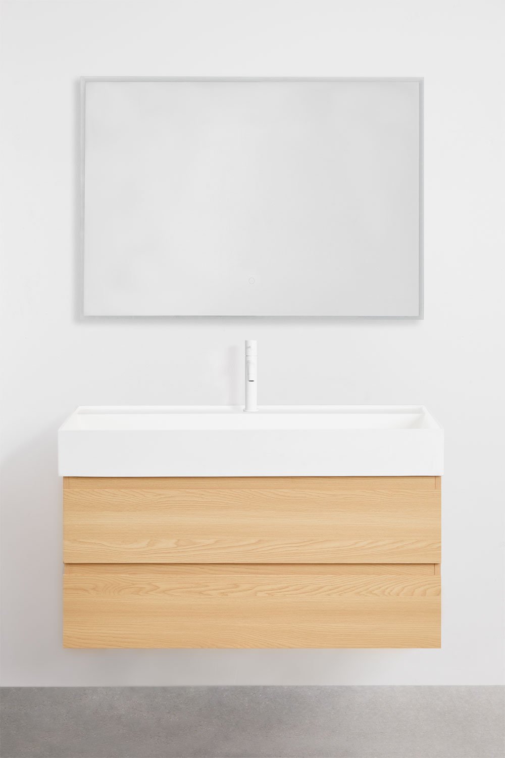 Ensemble de meuble de salle de bain suspendu en bois et placage de frêne avec lavabo intégré Ona, image de la galerie 2