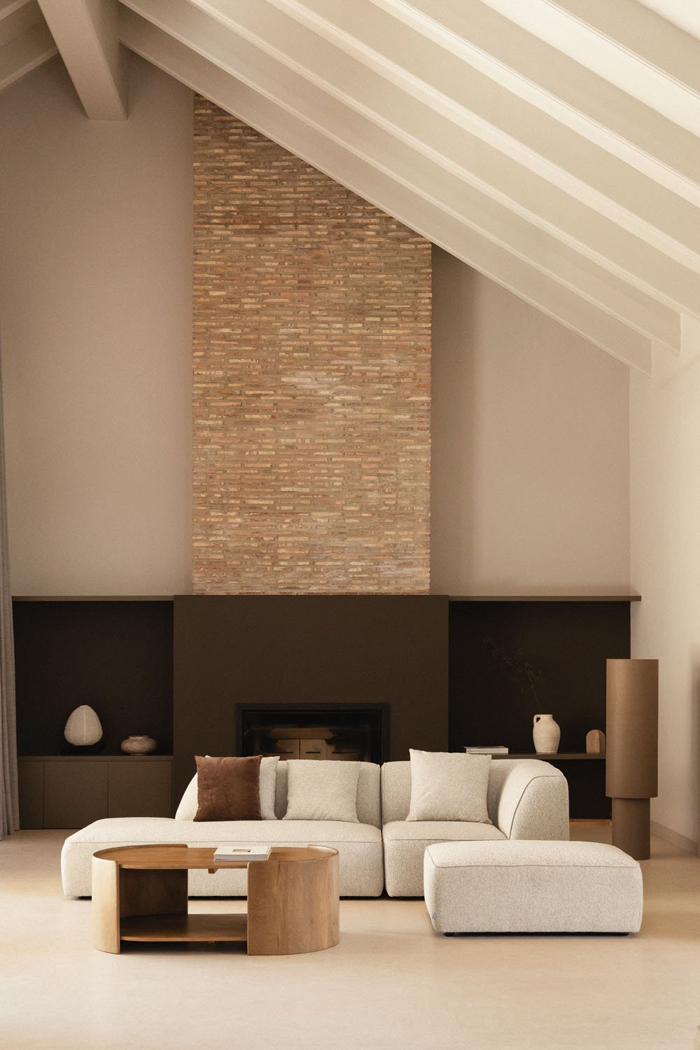 Canapé d'angle modulable Cardea 2 pièces avec méridienne gauche et pouf rembourré, image de la galerie 1