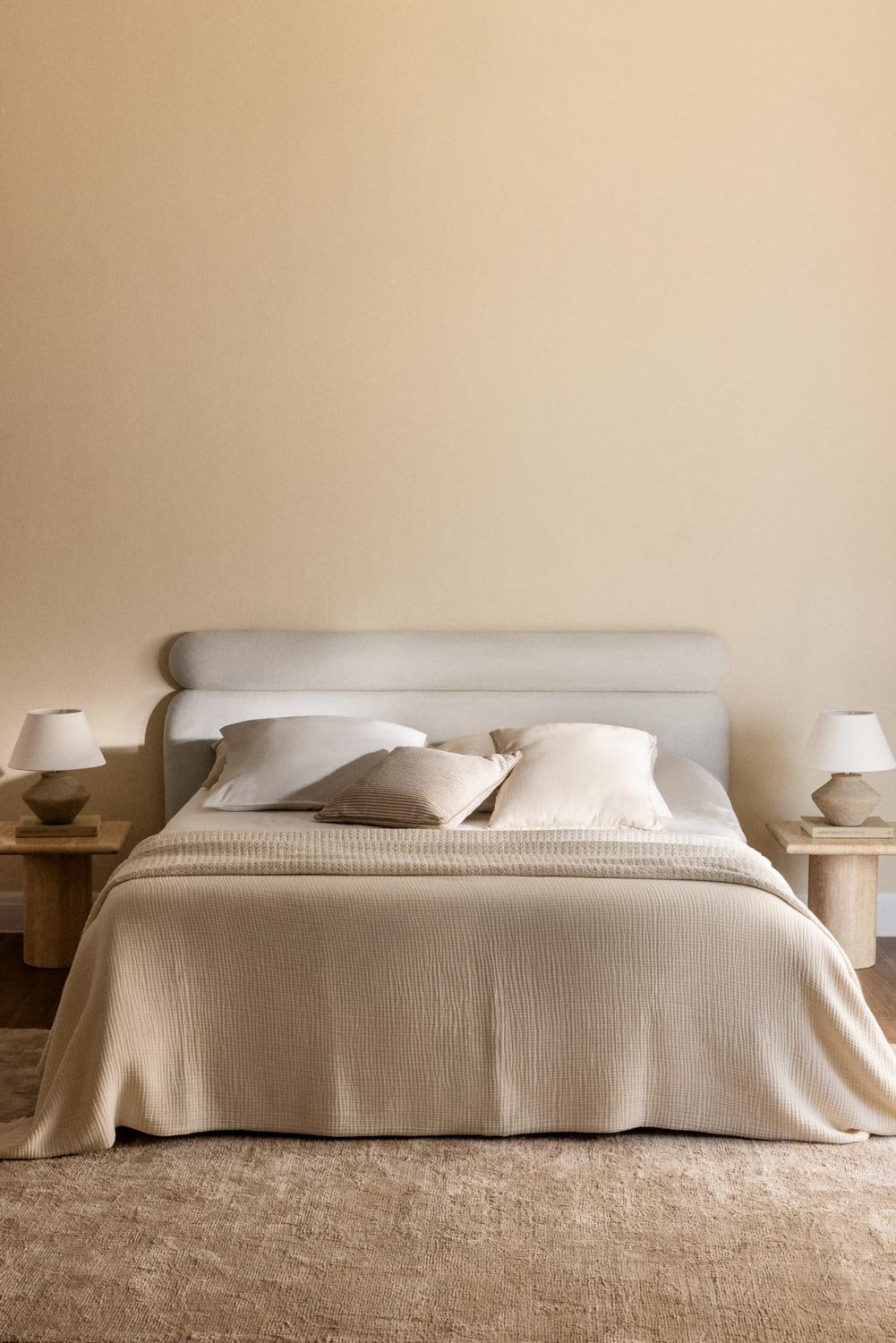Tête de lit rembourrée de 180 cm Cirene, image de la galerie 1