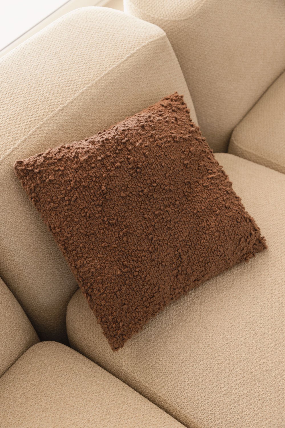 Coussin carré en tissu bouclé (45x45 cm) Zanero, image de la galerie 1