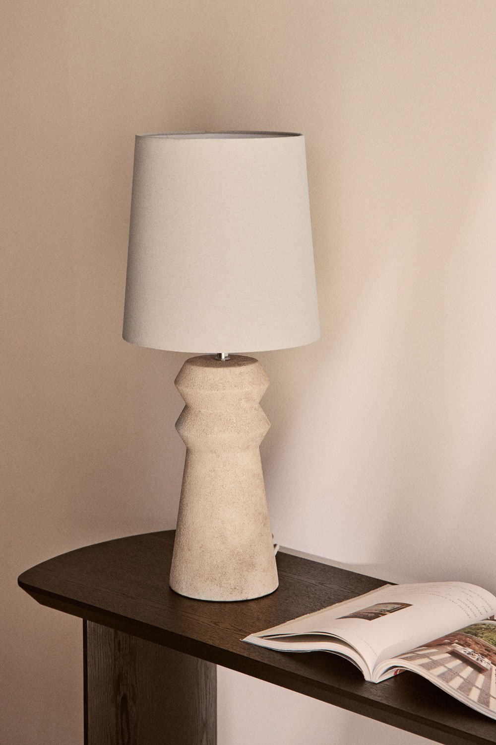 Lampe de table en céramique et lin Fornia 70 cm, image de la galerie 1