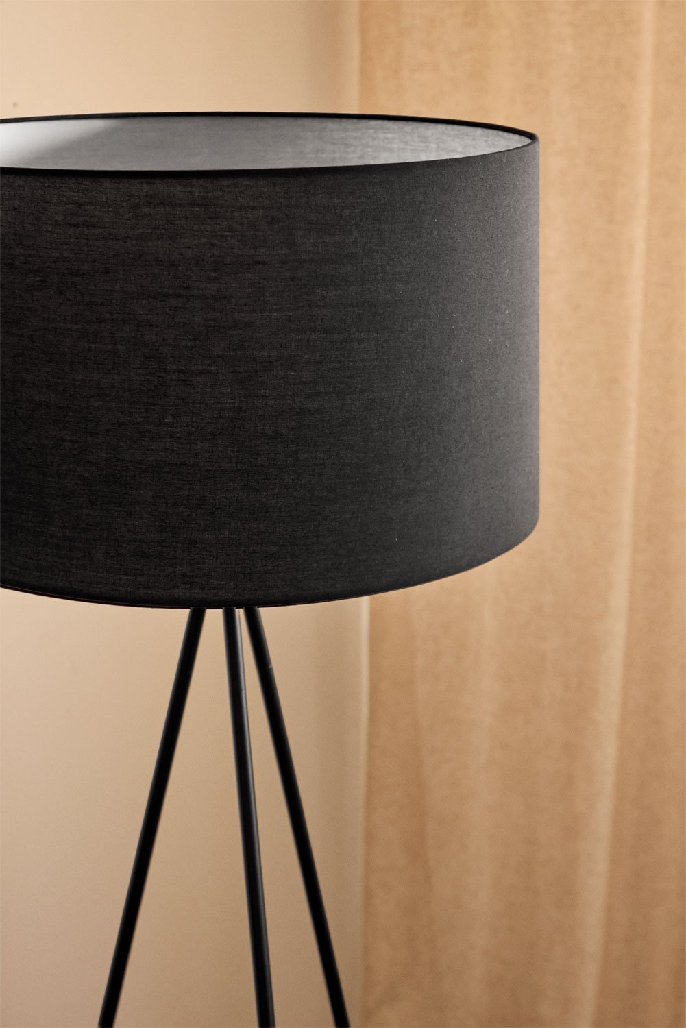 Lampadaire Ilena en tissu et fer, image de la galerie 2