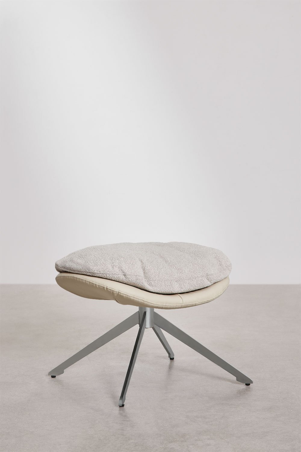 Fauteuil Amanda en tissu bouclé avec repose-pieds pivotant, image de la galerie 7