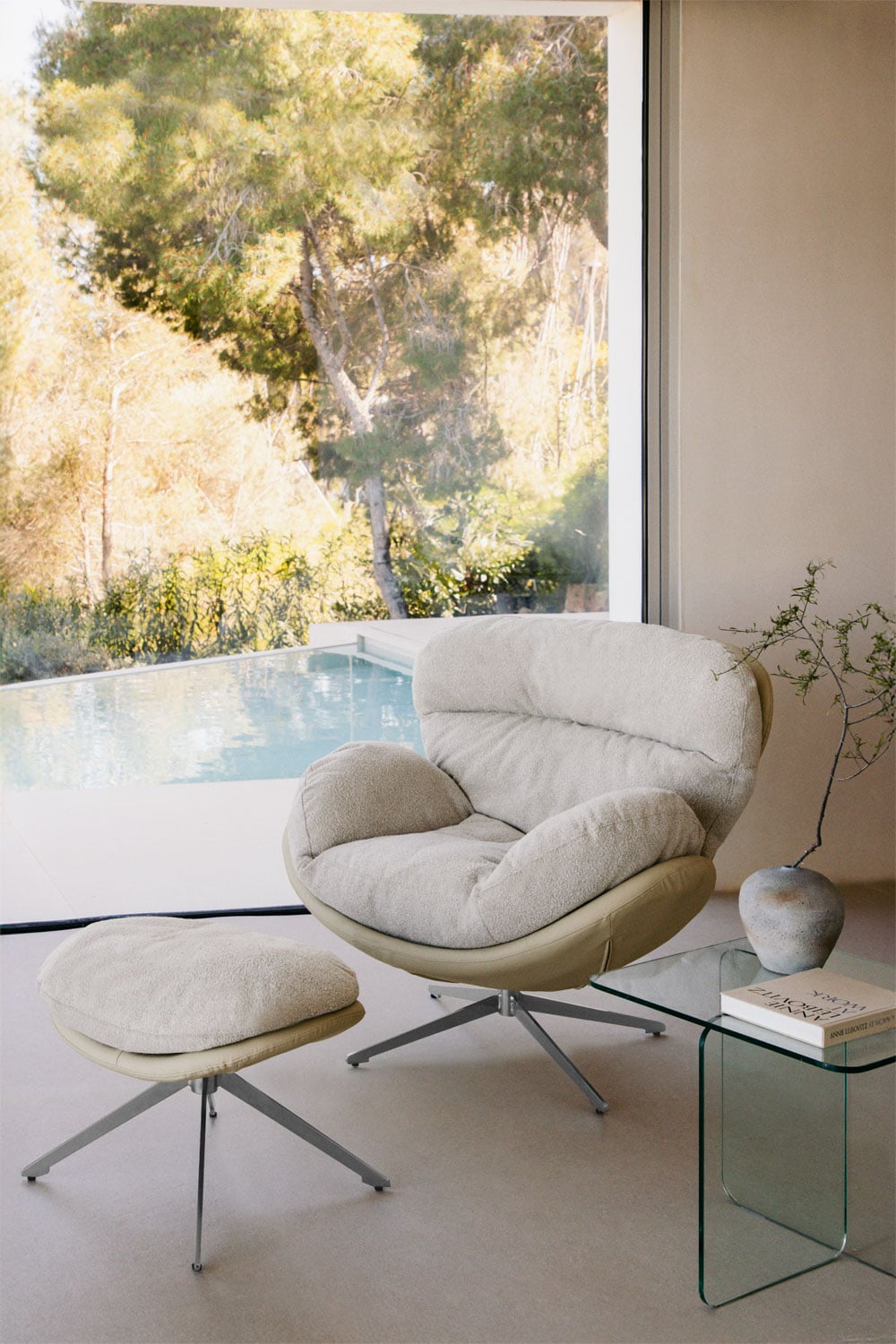 Fauteuil design tissu blanc bouclé pieds métal noir - INOVA