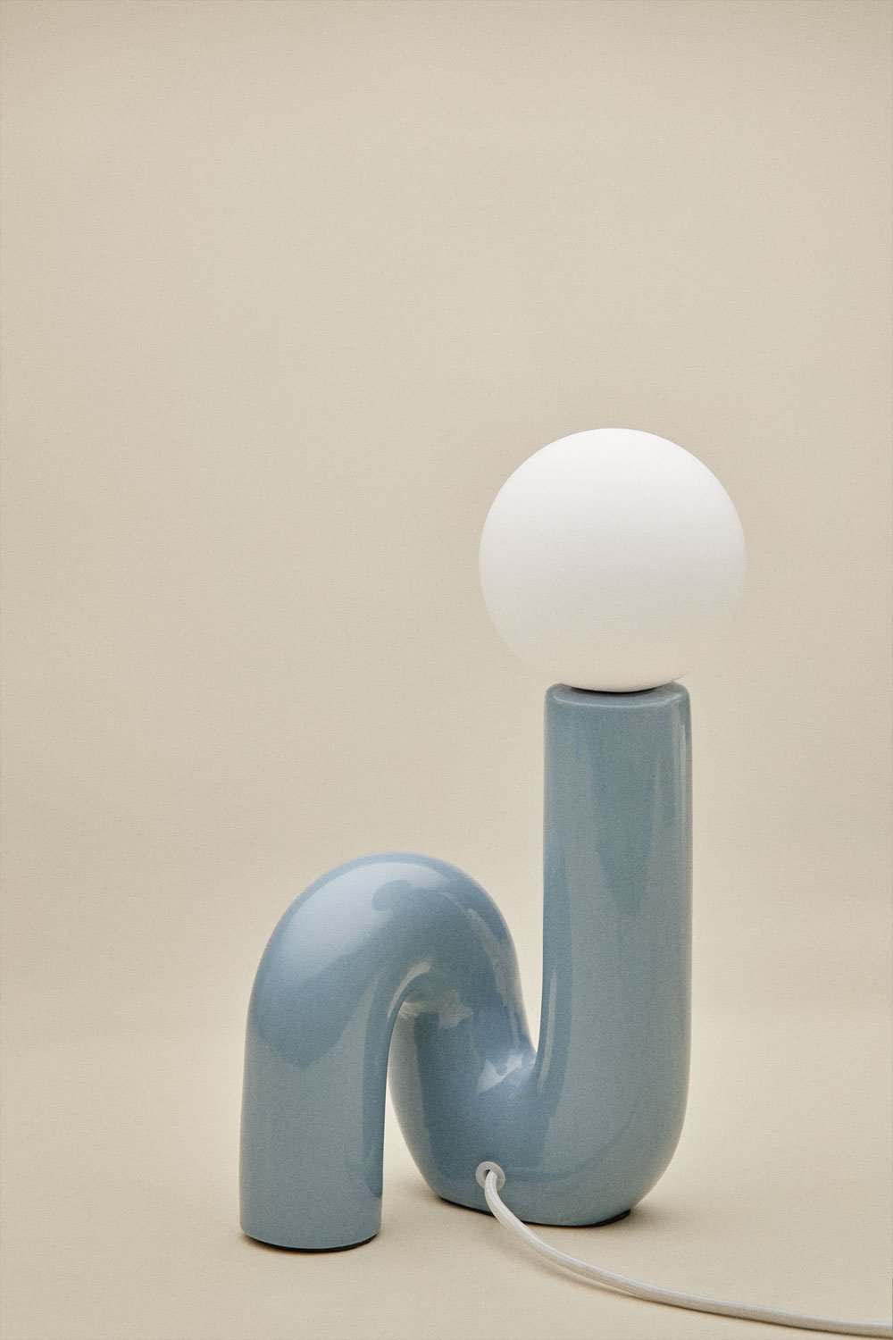 Lampe de table en céramique avec boule en verre Vireto, image de la galerie 6