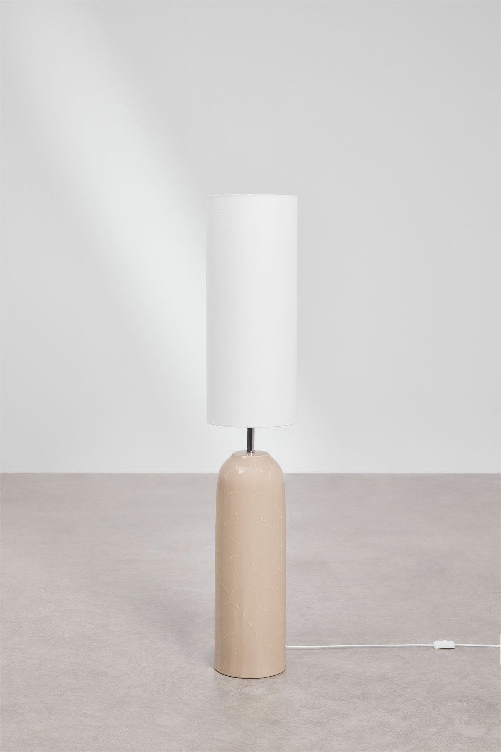Lampadaire en céramique et lin Cannelle, image de la galerie 3