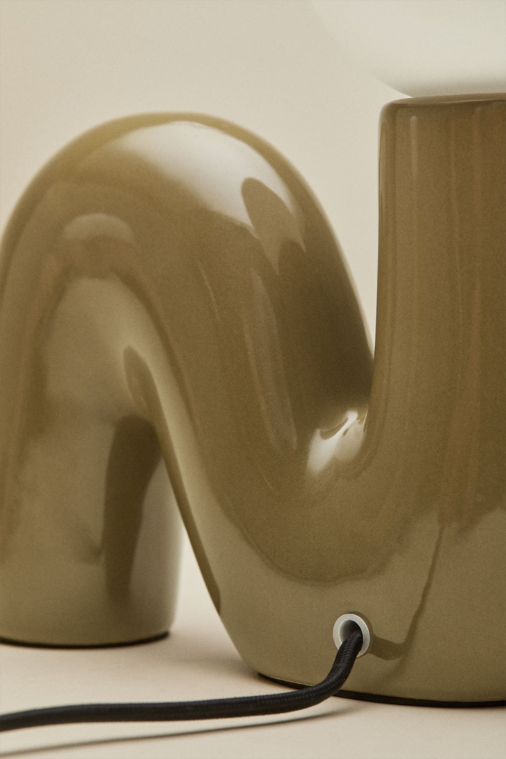 Lampe de table en céramique avec boule en verre Vireto, image de la galerie 6