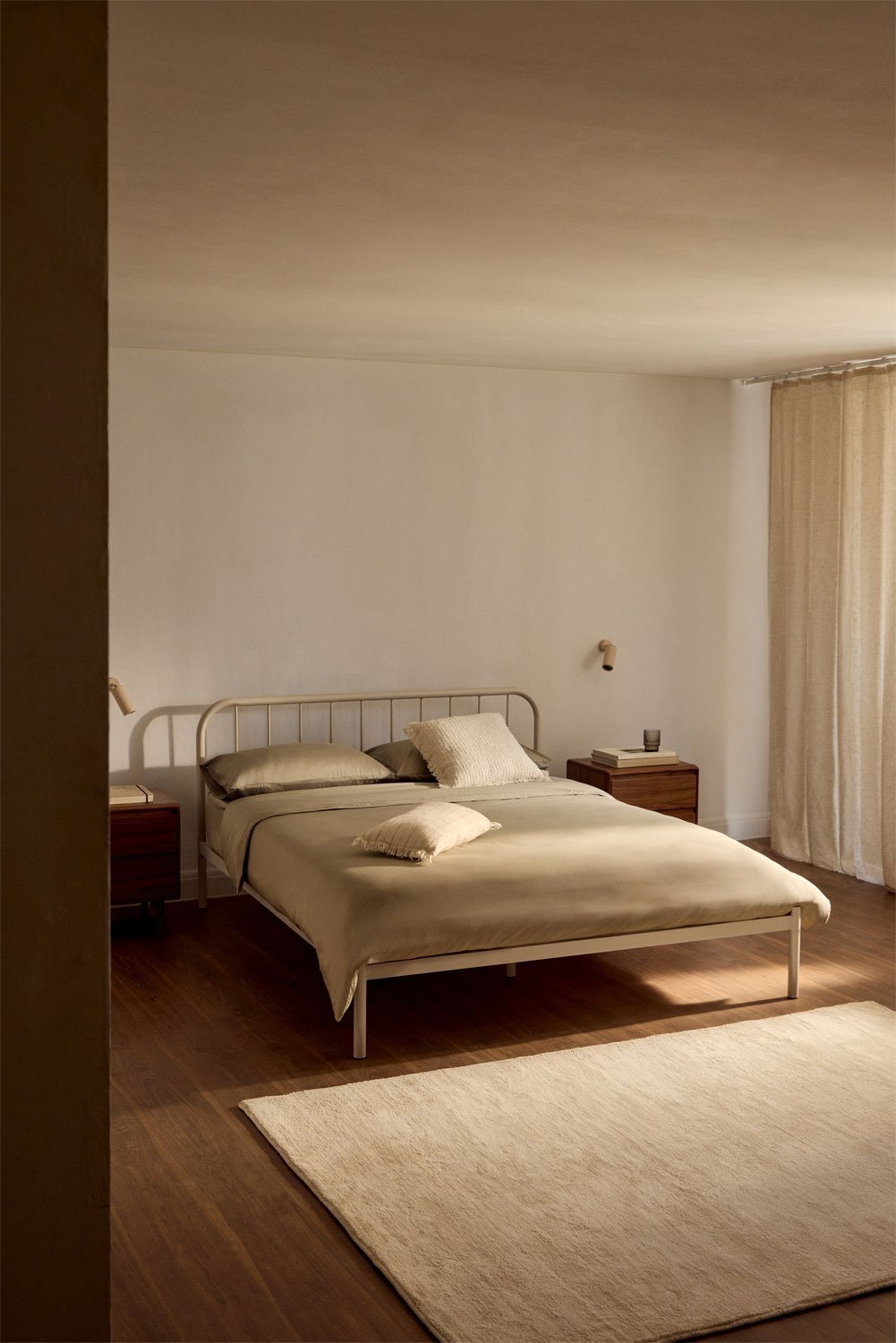 Lit en fer Asteri, image de la galerie 1