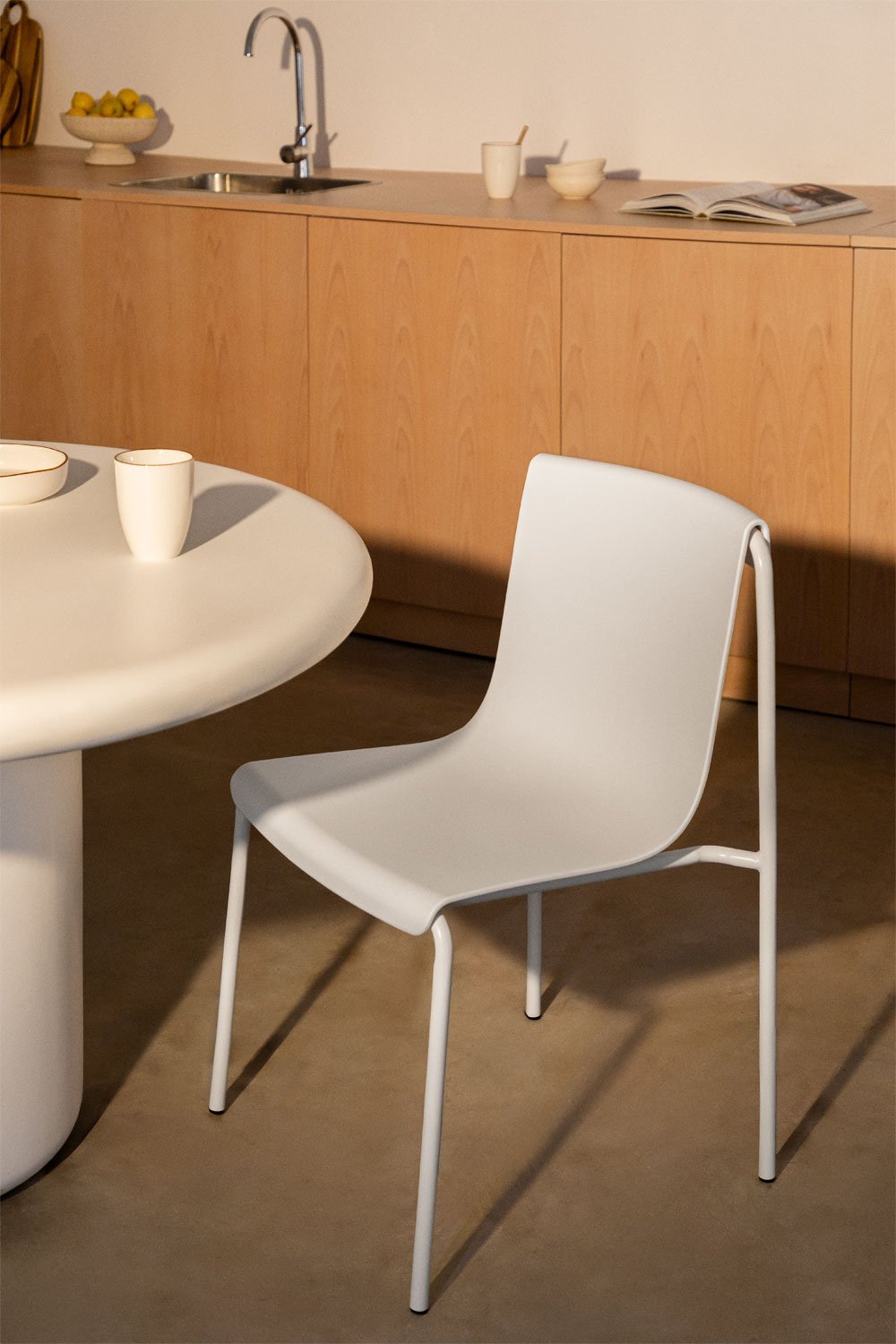 Chaise de salle à manger Ismene en polypropylène, image de la galerie 1