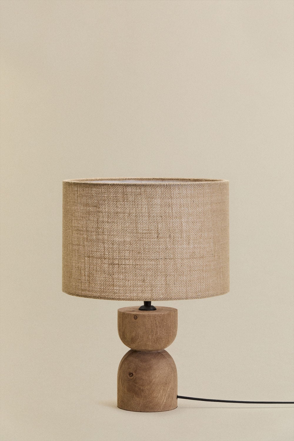 Lampe de table en bois de manguier Diniz, image de la galerie 3