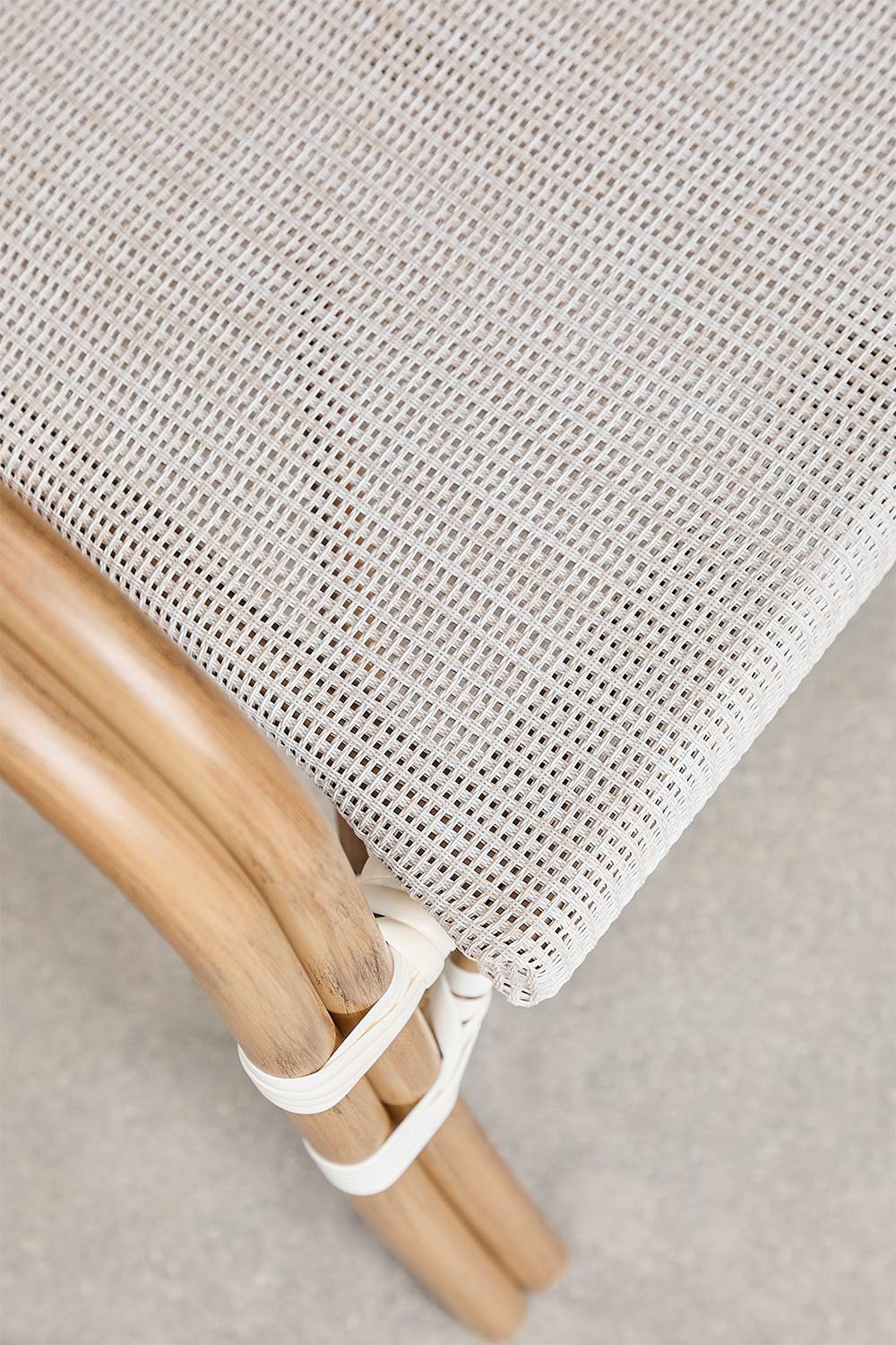 Lot de 4 chaises de jardin empilables en aluminium Brielle Bistro avec accoudoirs, image de la galerie 6