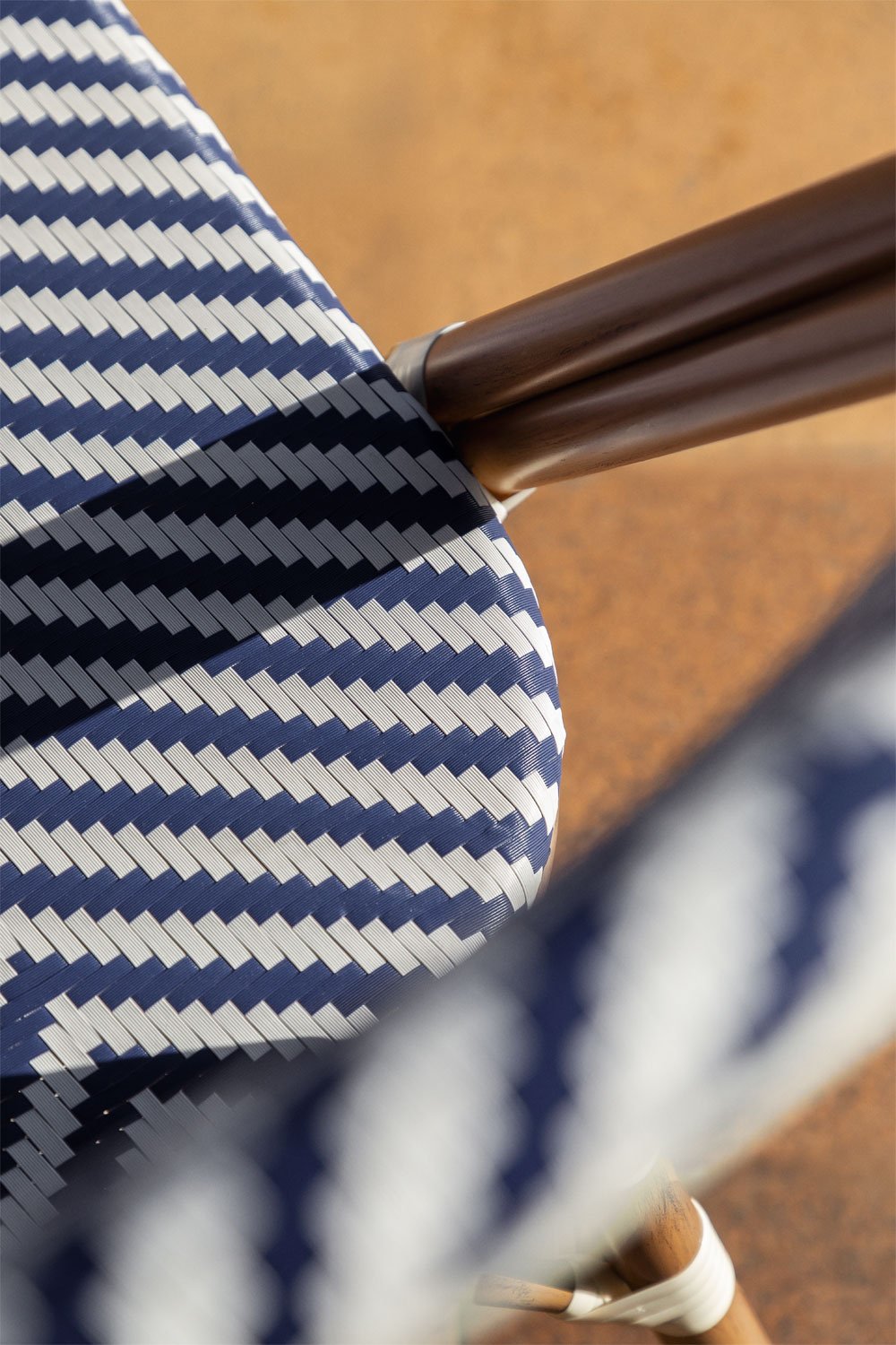 Lot de 2 chaises de jardin empilables en aluminium Brielle Bistro, image de la galerie 2