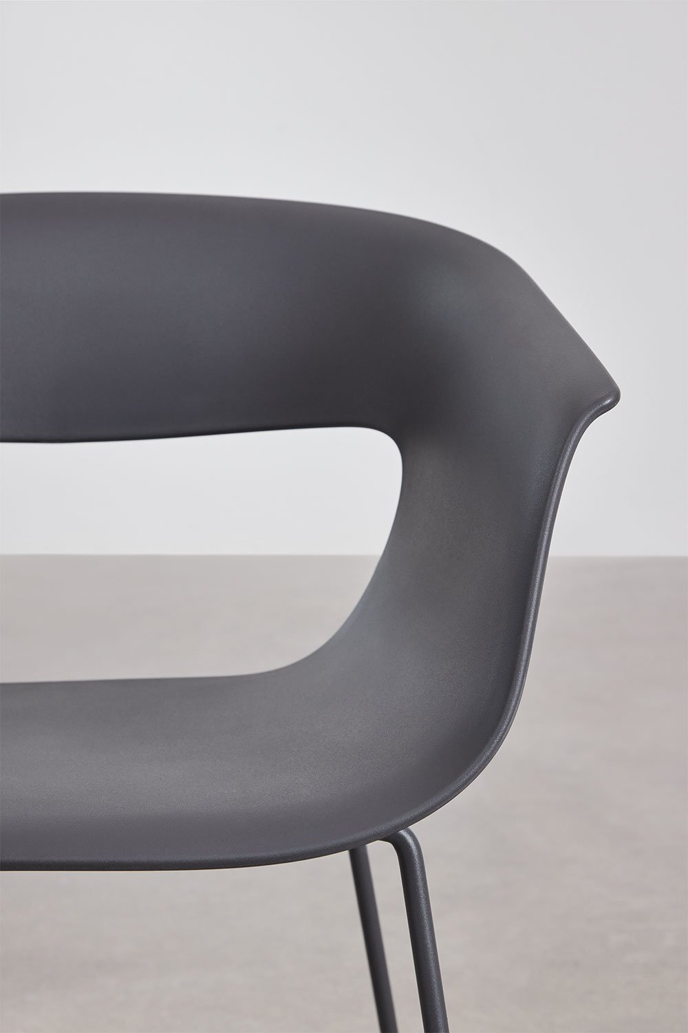 Chaise de salle à manger en polypropylène et fer Alanys, image de la galerie 6