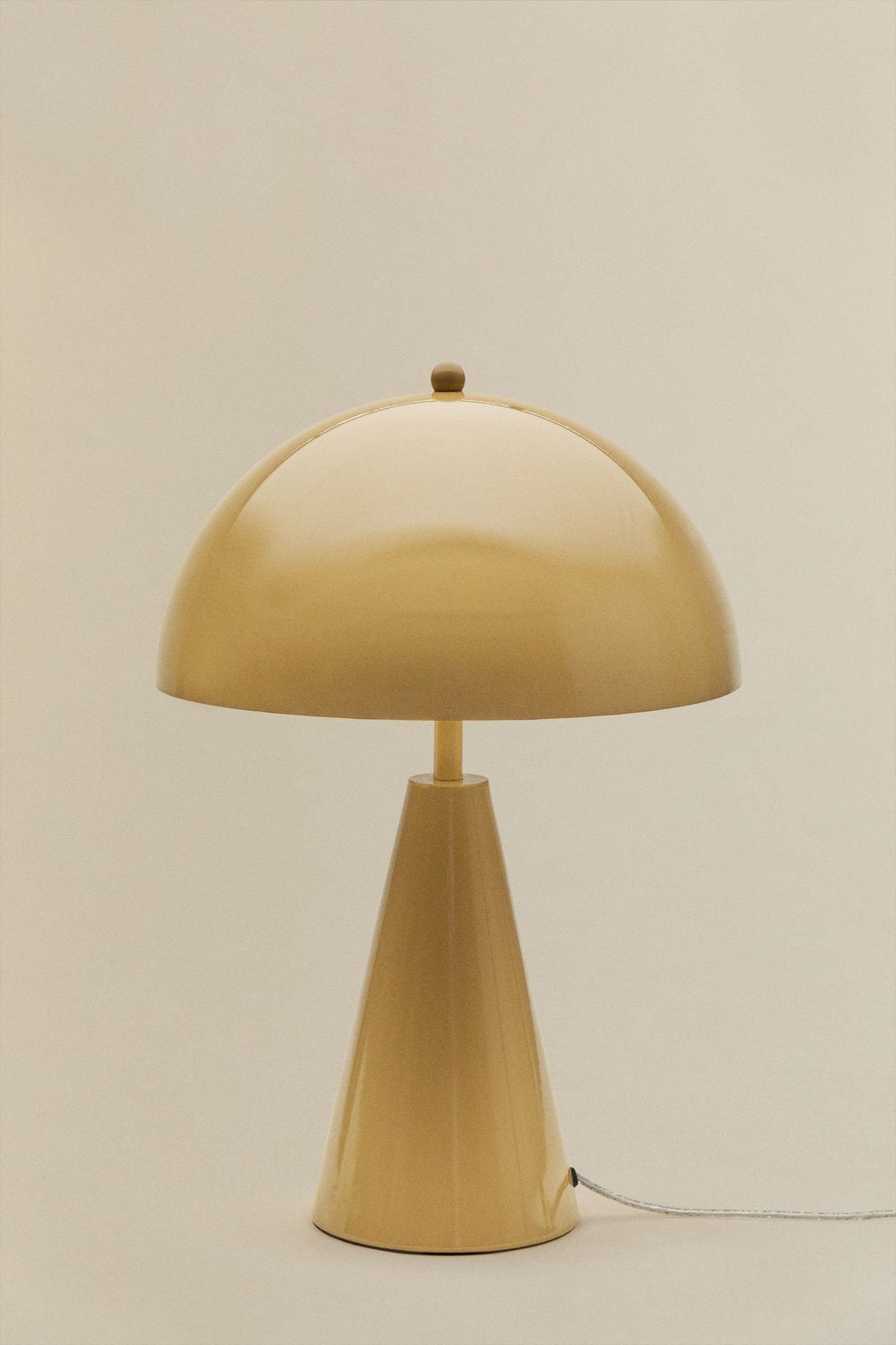 Lampe de table en fer Jaliya, image de la galerie 2