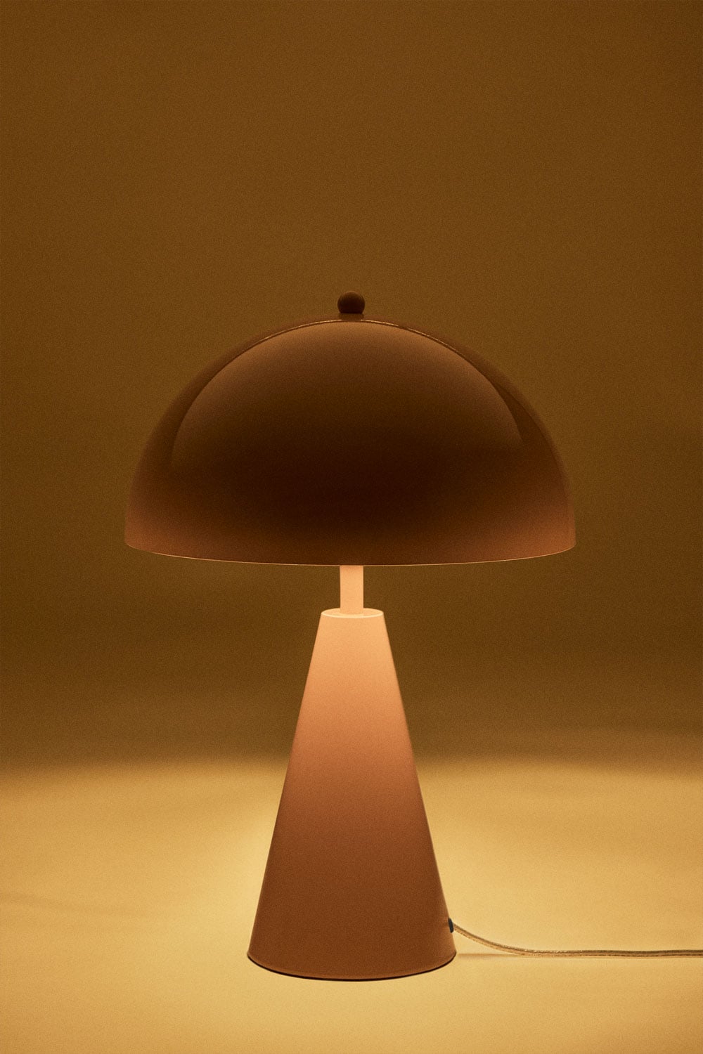 Lampe de table en fer Jaliya, image de la galerie 4