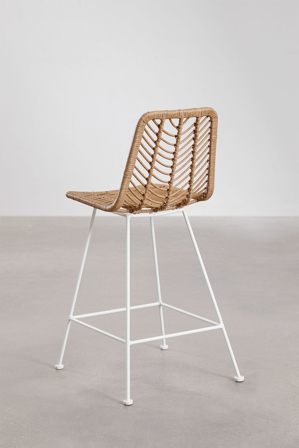 Lot de 2 tabourets hauts en rotin synthétique Gouda Natural, image de la galerie 5