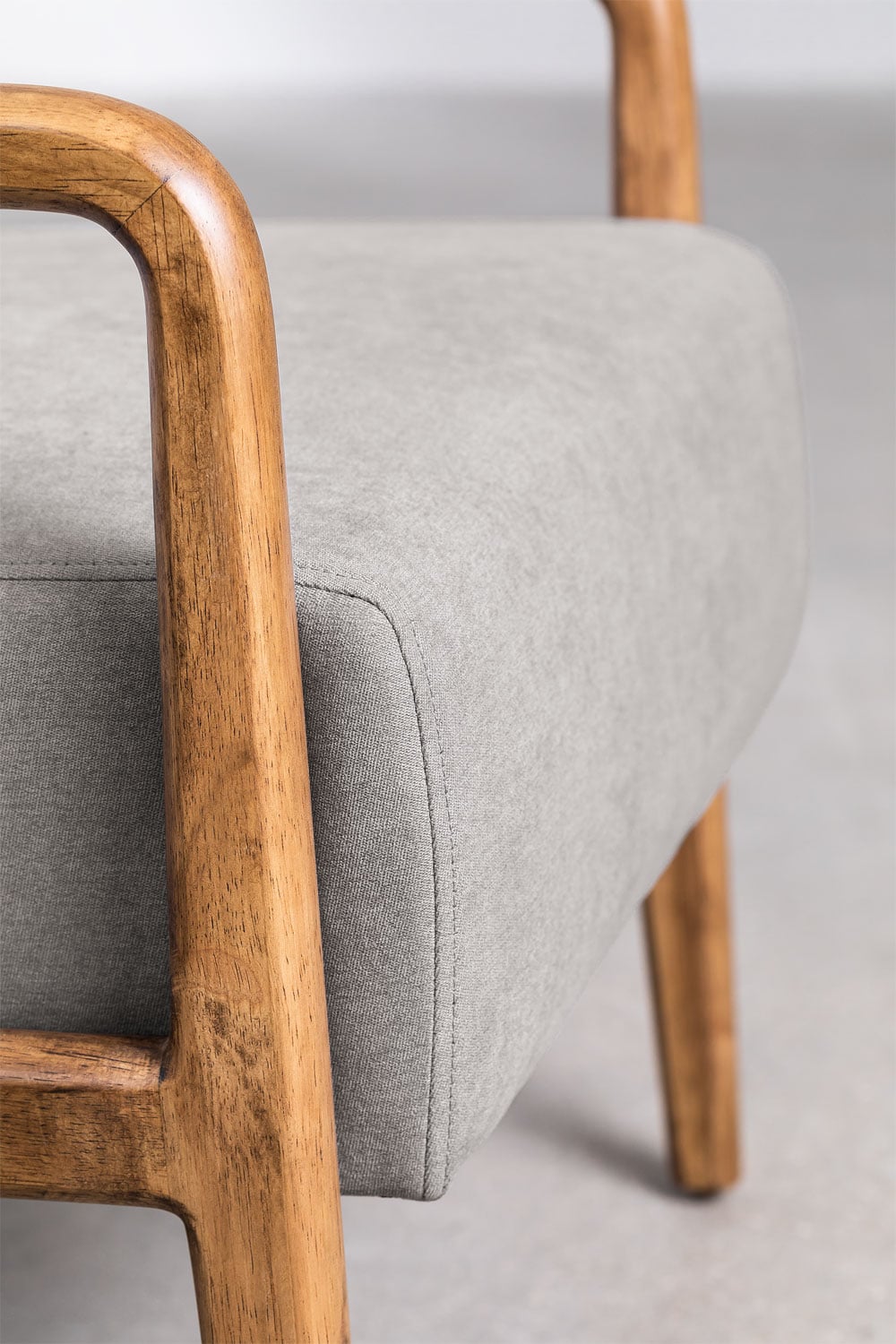 Fauteuil en bois d'hévéa Maylene, image de la galerie 6