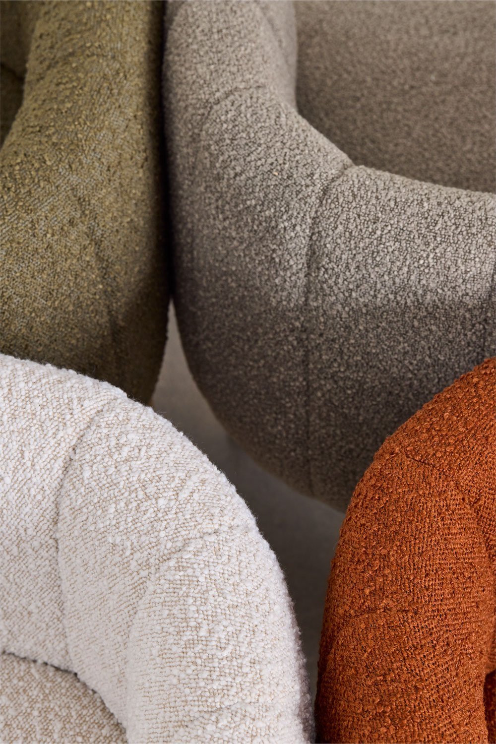 Pack de 4 chaises de salle à manger en bois de frêne et tissu bouclé Léo, image de la galerie 9