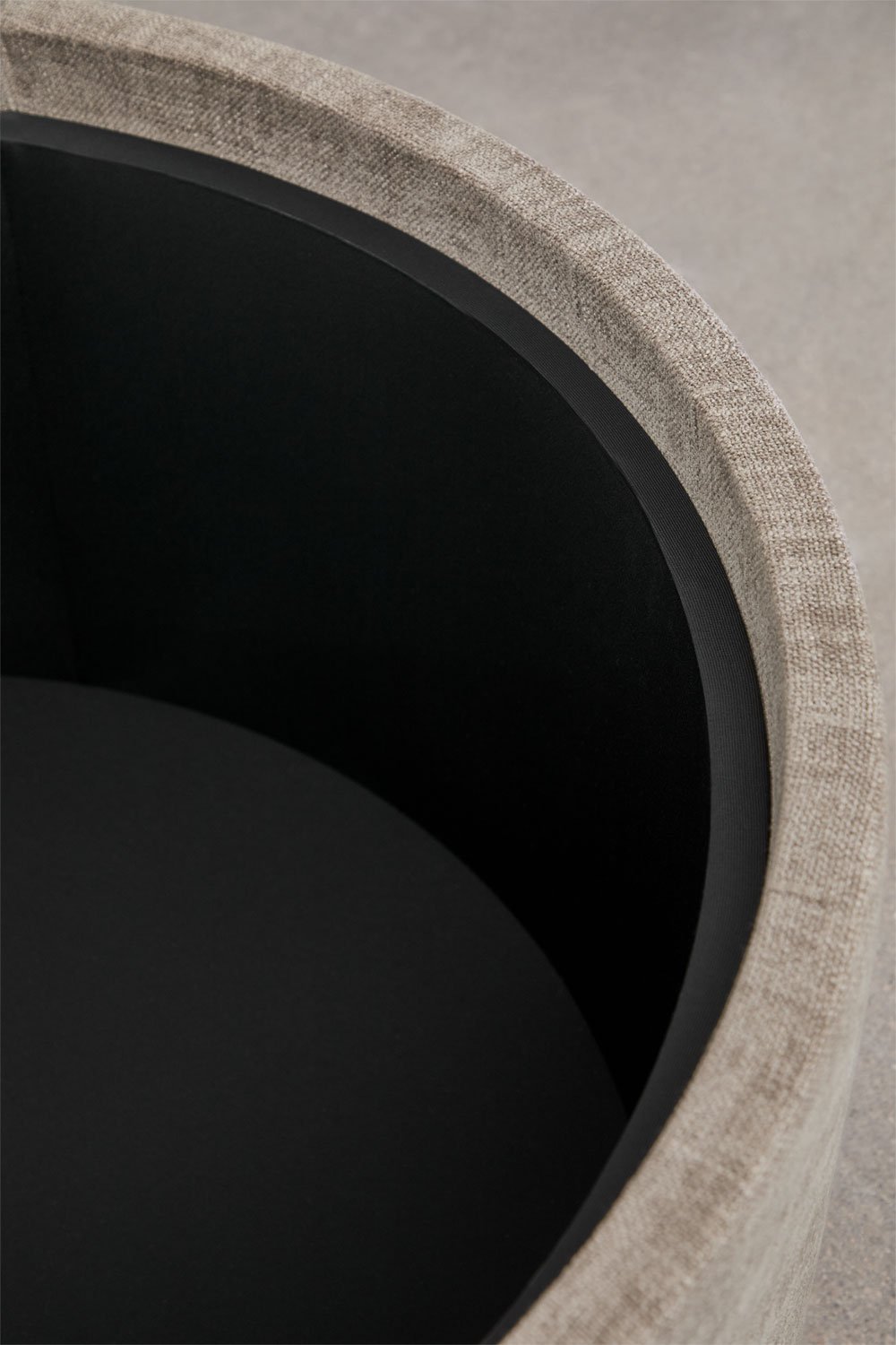 Pouf rond rembourré Berkeleni avec plateau et rangement, image de la galerie 3