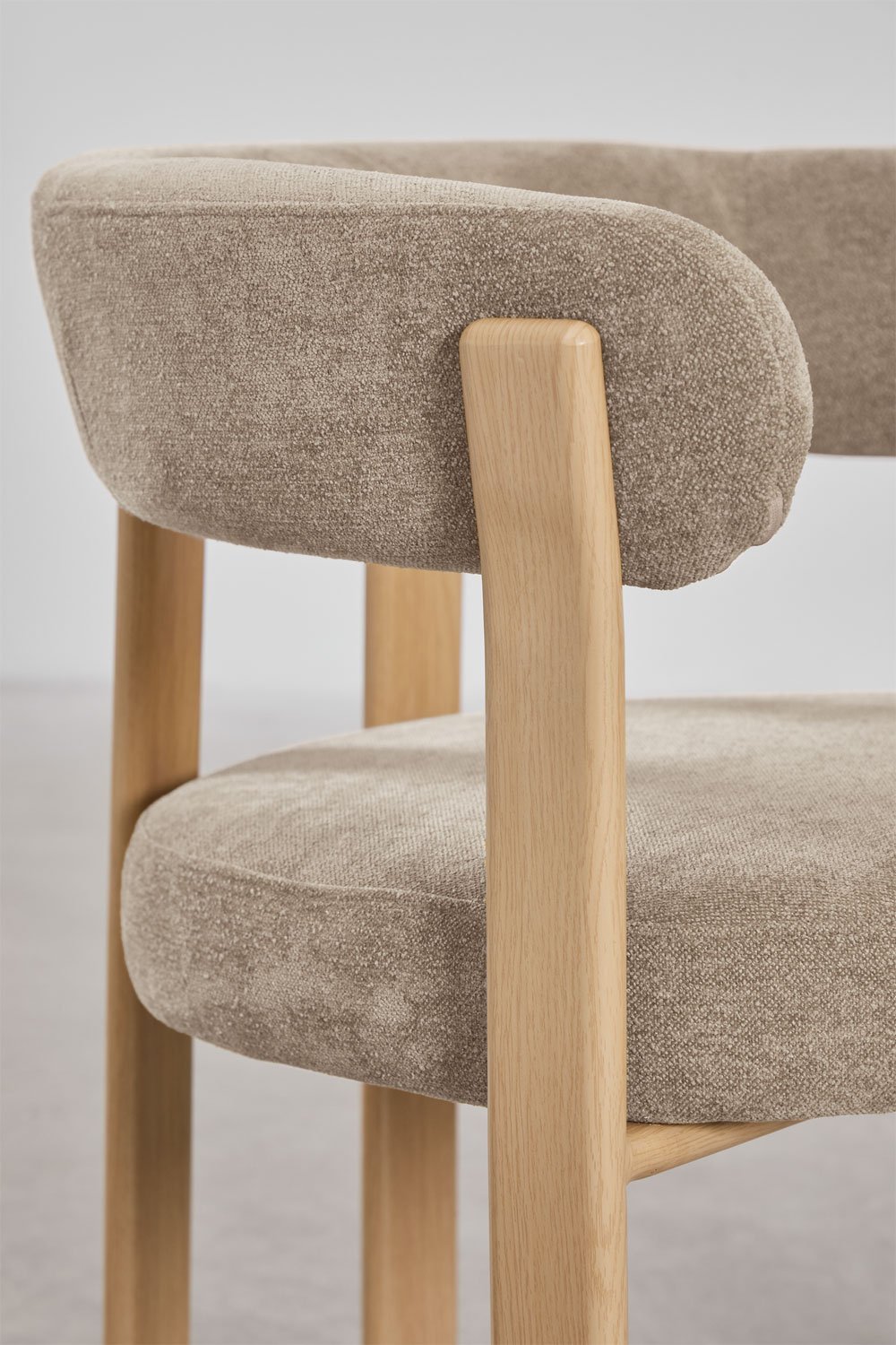 Chaise de salle à manger avec accoudoirs, rembourrée et en fer Jolie, image de la galerie 6