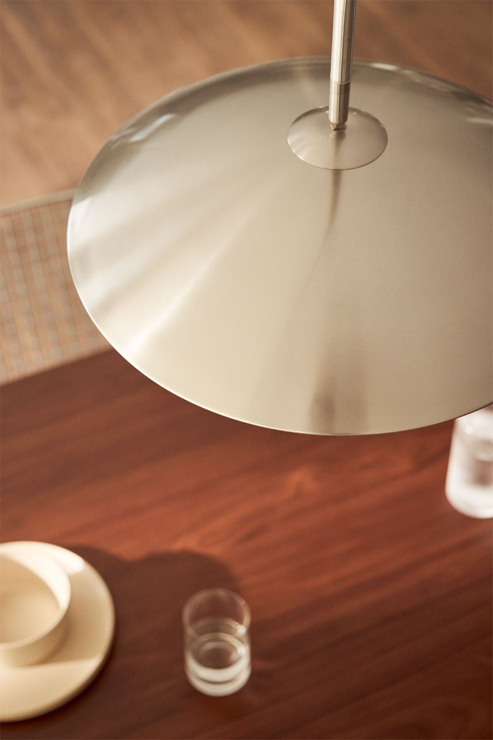 Lampadaire en fer Lomira, image de la galerie 2