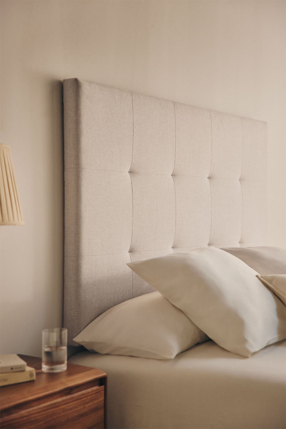 Tête de lit rembourrée Artur, image de la galerie 2