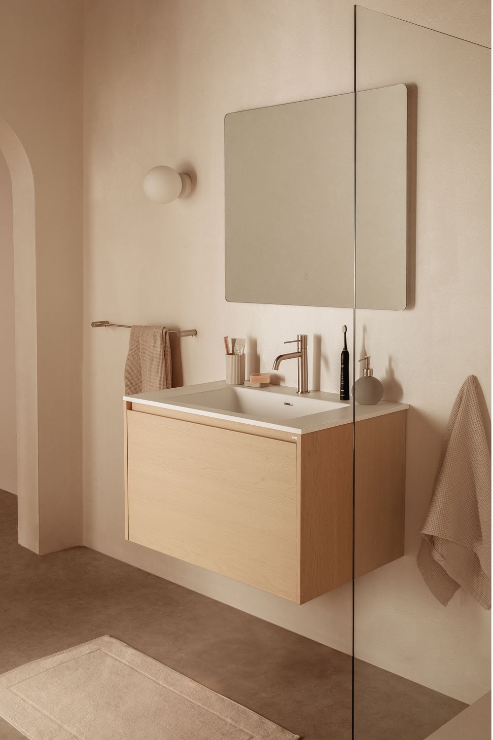Ensemble de meuble de salle de bain en bois avec lavabo intégré Jacob, image de la galerie 1